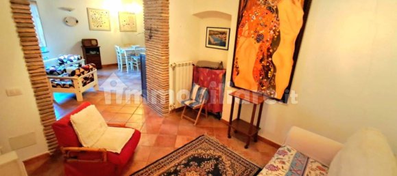 2 Schlafzimmer Wohnung in Ronciglione, Italy, Nr. 343791 7