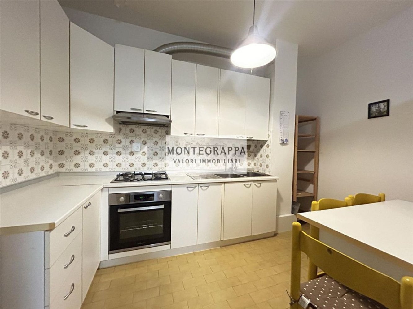 3 Schlafzimmer Wohnung in Caerano di San Marco, Italy, Nr. 355667