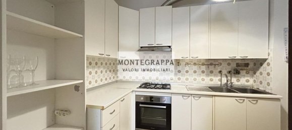 3 Schlafzimmer Wohnung in Caerano di San Marco, Italy, Nr. 355667 4