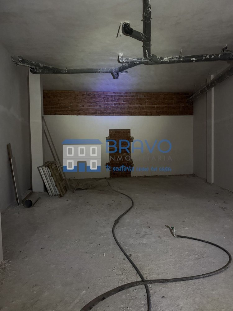 108m² Commercial property in Don Benito, Spain No. 247241