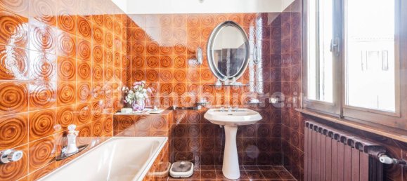 4 bedrooms Villa in Salsomaggiore Terme, Italy No. 319822 24