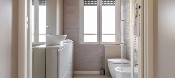 Studio in Milan, Italy No. 349521 16