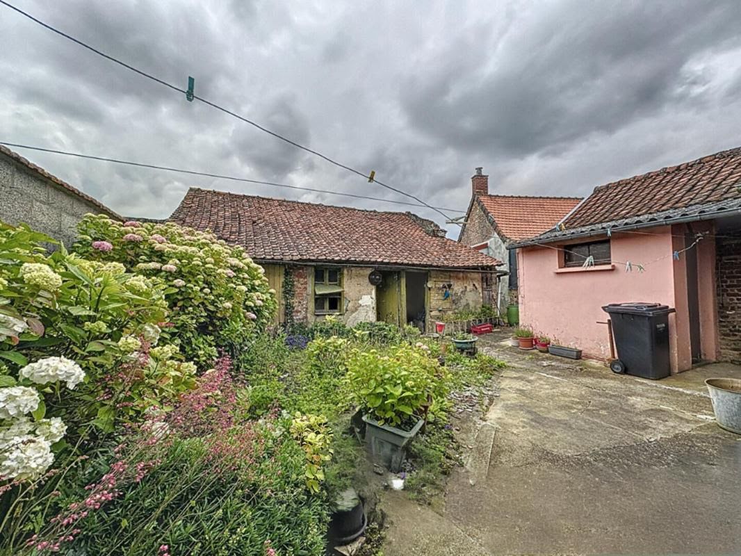 3 chambres Maison à Hallencourt, France No. 45007