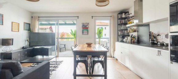 2 Schlafzimmer Wohnung in Saint-Pierre-d'Irube, France, Nr. 98830 2