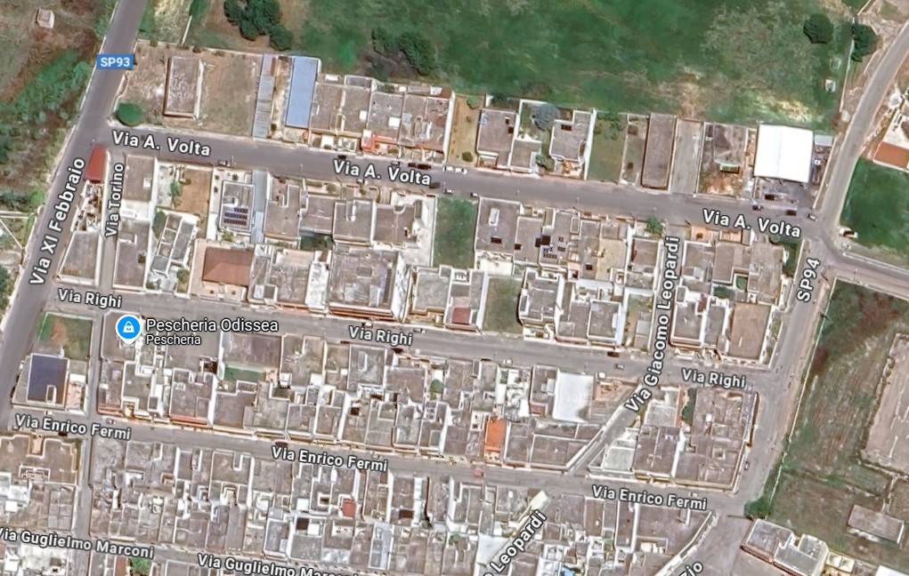 6 غرف نوم شقة في Sava, Italy رقم 343925