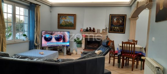 Casa de 3 dormitorios en Colares, Portugal No. 43053 2