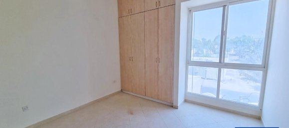 Villa T4 em Umm Suqeim, UAE N.º 561 6