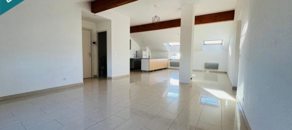 Edificio de 2 dormitorios en Zoufftgen, France No. 41101 6