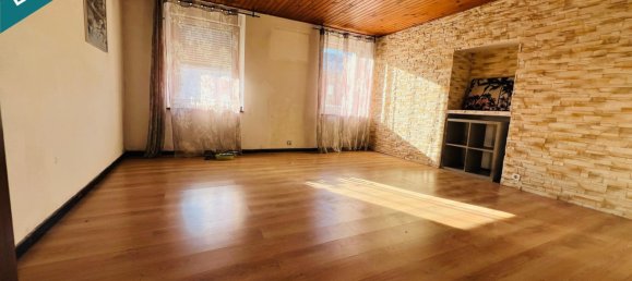 Edificio de 2 dormitorios en Zoufftgen, France No. 41101 14