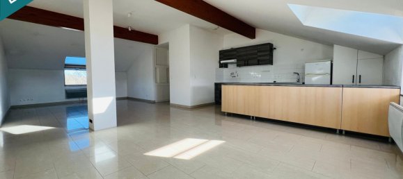 Edificio de 2 dormitorios en Zoufftgen, France No. 41101 5