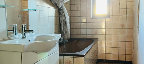 Edificio de 2 dormitorios en Zoufftgen, France No. 41101 12