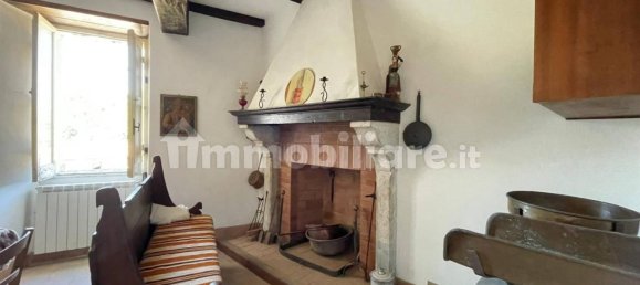 4 bedrooms House in Pico, Italy No. 57432 34