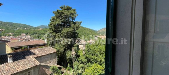 4 bedrooms House in Pico, Italy No. 57432 12