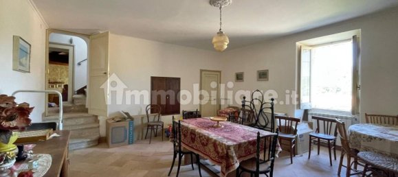 4 bedrooms House in Pico, Italy No. 57432 36