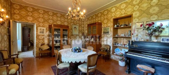 4 bedrooms House in Pico, Italy No. 57432 19