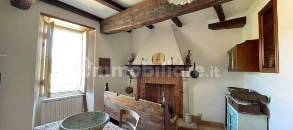 4 bedrooms House in Pico, Italy No. 57432 31