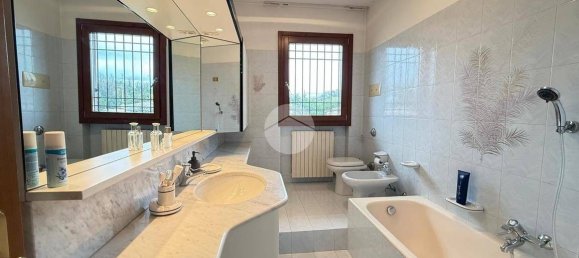 3 chambres Villa à Desenzano del Garda, Italy No. 195168 53