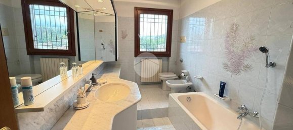 3 chambres Villa à Desenzano del Garda, Italy No. 195168 37