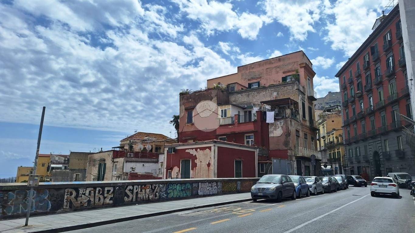 2 Schlafzimmer Wohnung in Naples, Italy, Nr. 8773