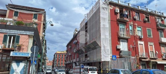 2 Schlafzimmer Wohnung in Naples, Italy, Nr. 8773 4