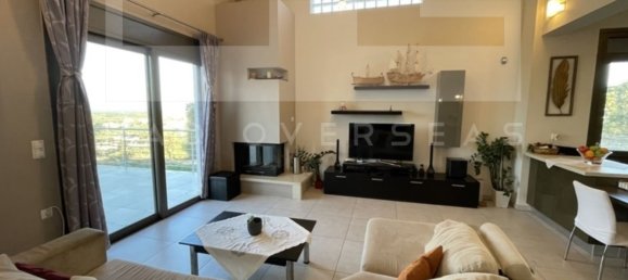 4 bedrooms Villa in Crete, Greece No. 8712 3