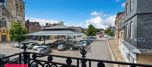 350m² Office in Bernay, France No. 301164 2