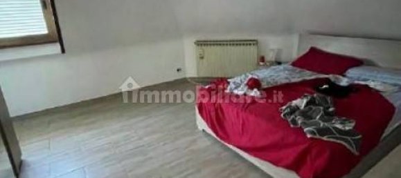 Apartamento de 2 dormitorios en Merate, Italy No. 5217 2