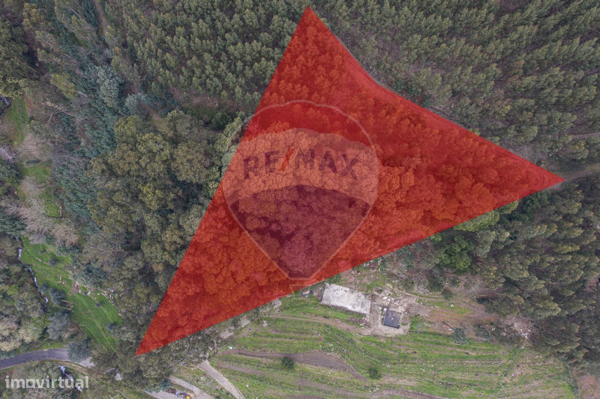 Terrain à Arcos de Valdevez, Portugal 2800m² No. 62902