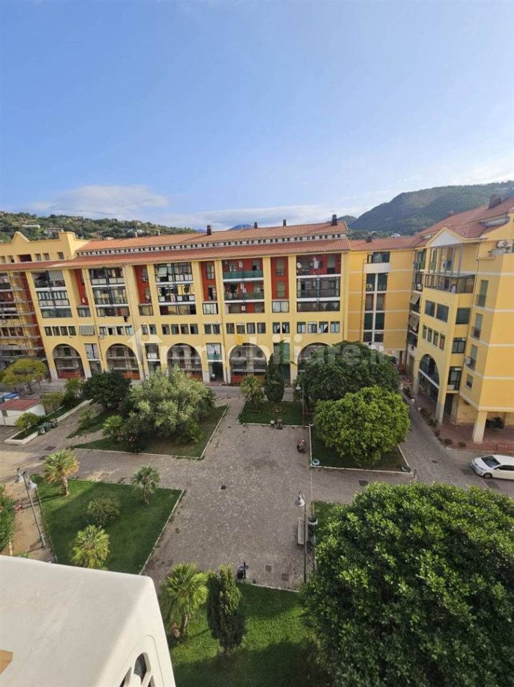 3 bedrooms Apartment in Salerno, Italy No. 330582