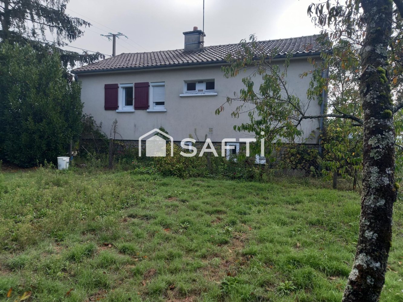 2 bedrooms House in Chateauroux, France No. 214544