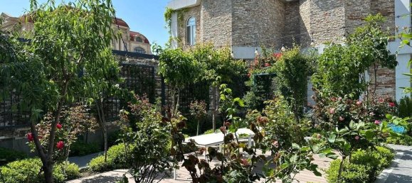 9 bedrooms Villa in Baku, Azerbaijan No. 1204 2