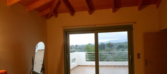 Коммерческая недвижимость с 4 спальнями в Мегара, Греция № 6030 6