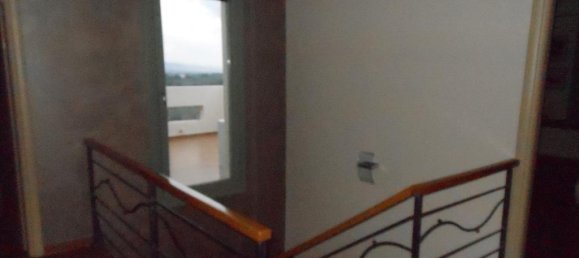 Коммерческая недвижимость с 4 спальнями в Мегара, Греция № 6030 9