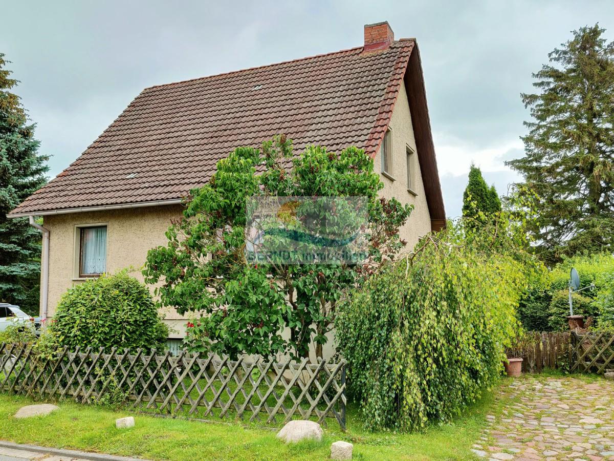 5-salle Maison à Vorpommern-Rugen, Germany No. 138694