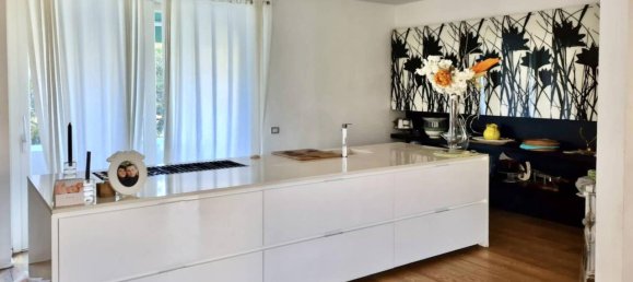 10-salle Villa à Campiglia Marittima, Italy No. 84003 13