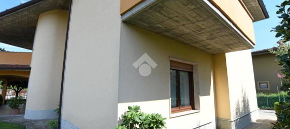 5 غرف نوم فيلا في Provaglio d'Iseo, Italy رقم 310264 29