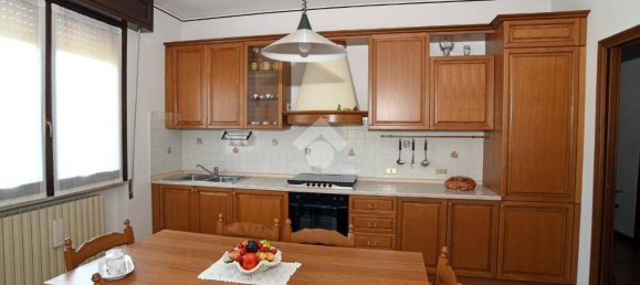 5 غرف نوم فيلا في Provaglio d'Iseo, Italy رقم 310264 18