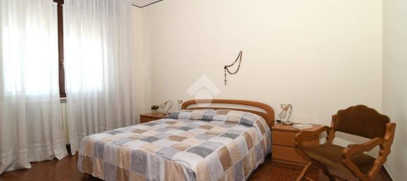 5 غرف نوم فيلا في Provaglio d'Iseo, Italy رقم 310264 13