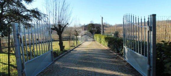 3 Schlafzimmer Villa in Baldissero d'Alba, Italy, Nr. 128845 3