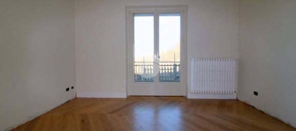 3 Schlafzimmer Villa in Baldissero d'Alba, Italy, Nr. 128845 8