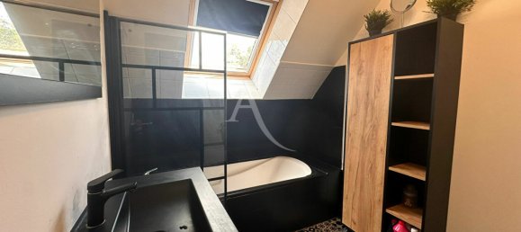 Casa de 3 dormitorios en Saint-Gervais-la-Foret, France No. 243950 8