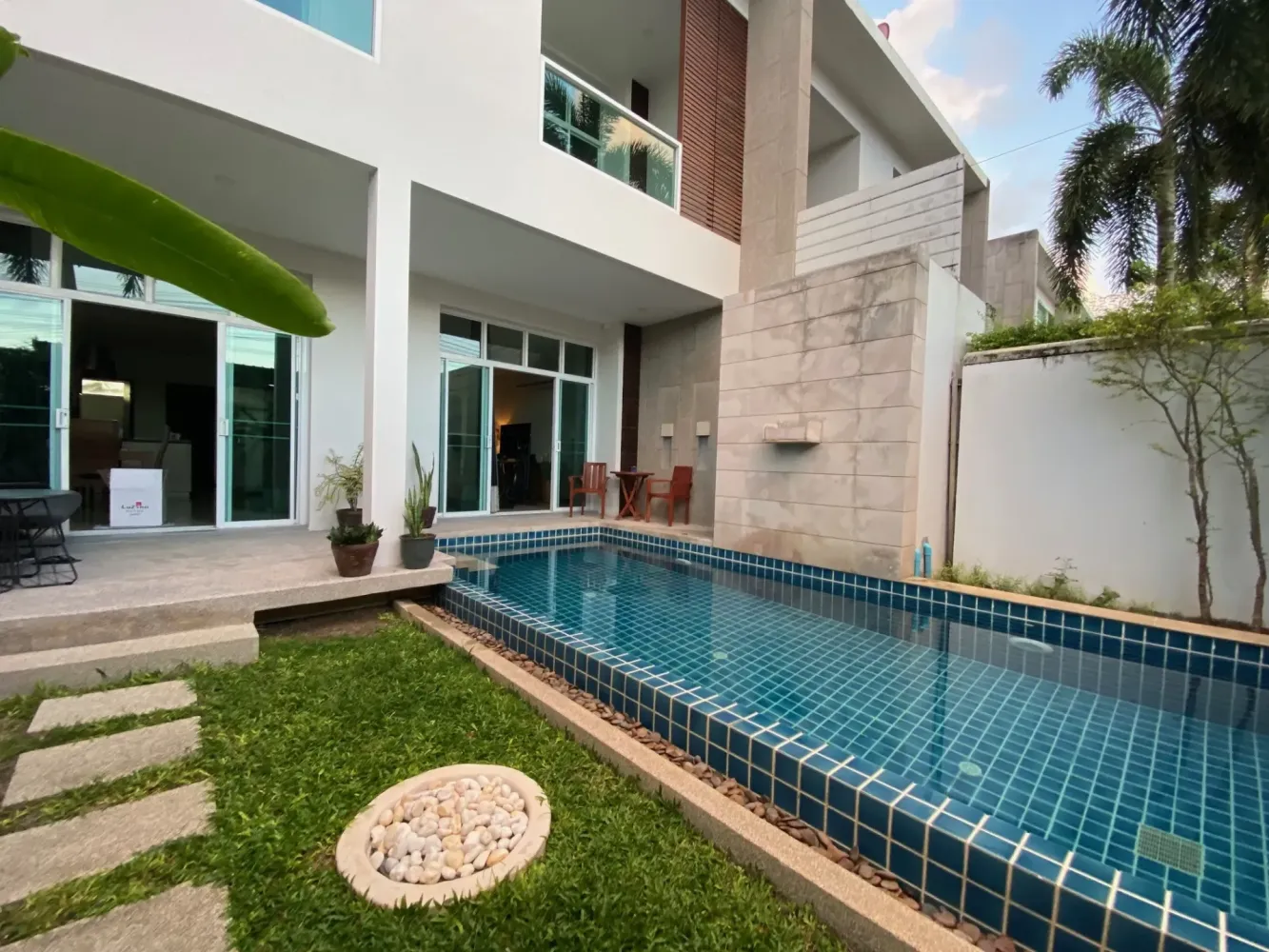 3 bedrooms Townhouse in Phuket, Thailand No. 85969