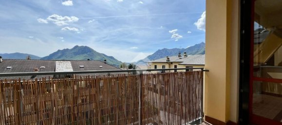 Квартира с 4 комнатами в Лекко, Италия № 122035 3