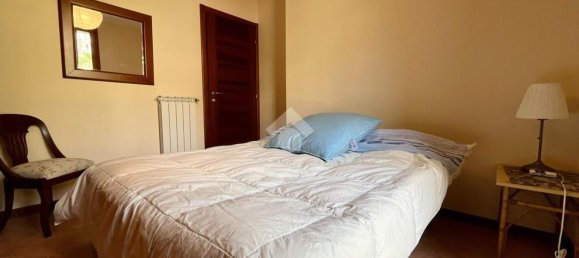 Квартира с 4 комнатами в Лекко, Италия № 122035 14