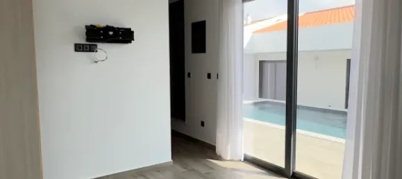 Дом с 4 спальнями в Бежа, Португалия № 141534 39