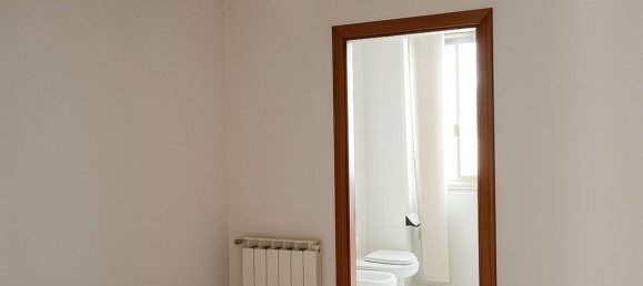 3-salle Appartement à San Salvo, Italy No. 260536 7