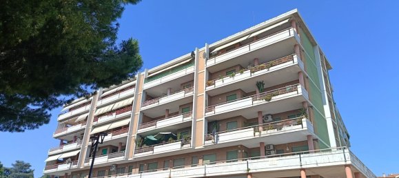 3-salle Appartement à San Salvo, Italy No. 260536 16
