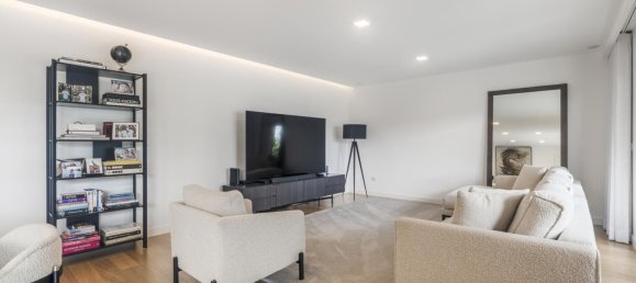 3 bedrooms Apartment in Oeiras, Portugal No. 241911 11