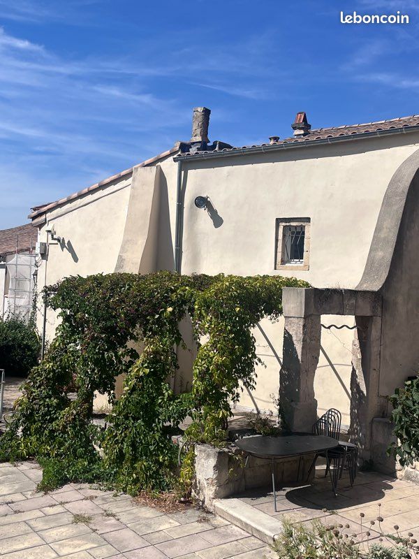 2 غرف نوم تاون هاوس في Chateaurenard, France رقم 328134