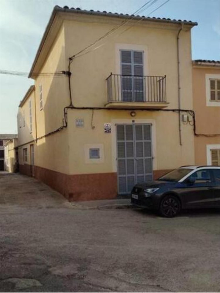 4 bedrooms House in Sineu, Spain No. 161799